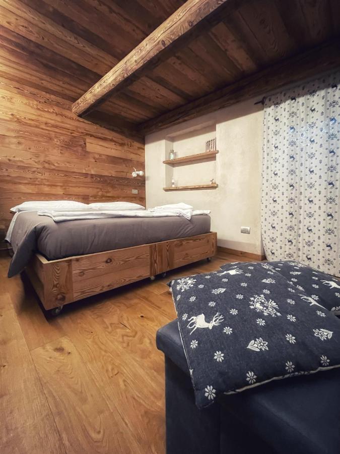 Amelu' Hotell Ostana Eksteriør bilde